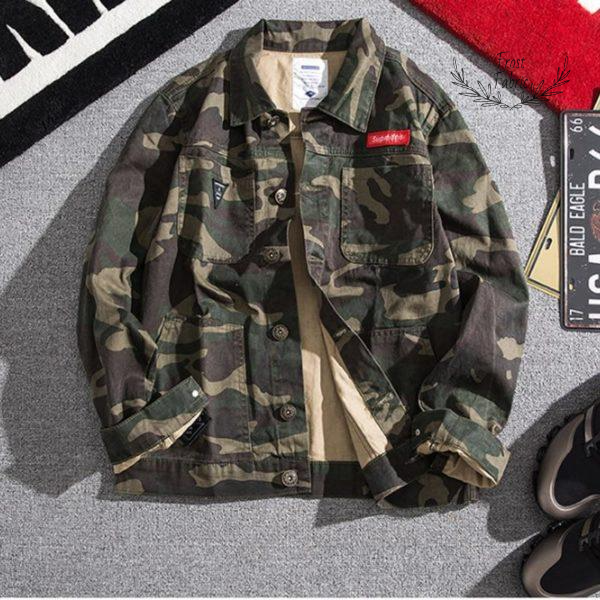Men's Durable Woodland Camouflage Button-Up Jacket: Rugged Streetwear Utility Style