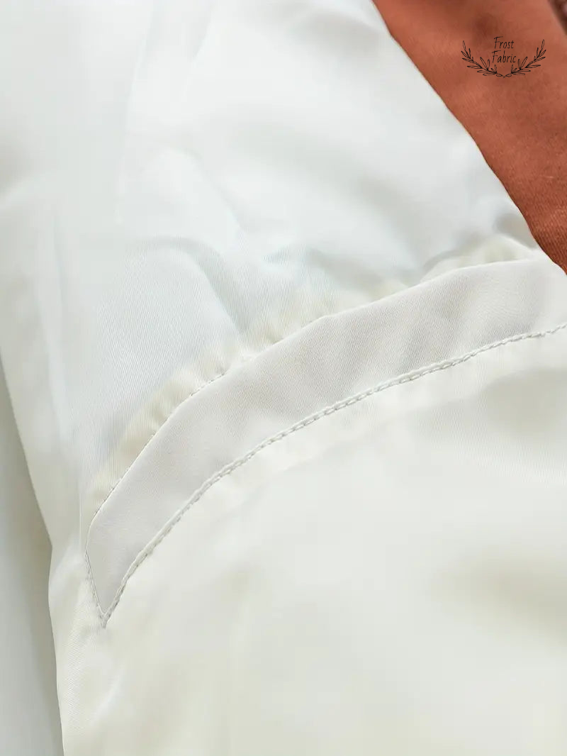 Men's Warm Insulated Two-Tone Puffer Jacket with Built-in Hoodie